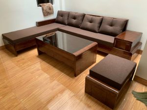 Chia sẻ kinh nghiệm mua nội thất cho nhà mới nên bỏ túi 6 Cach bo tri ban ghe go trong phong khach dep