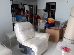Dịch vụ chuyển nhà Quận Bình Tân chuyên nghiệp - Sài Gòn Moving 5 Nhân viên chuyển nhà